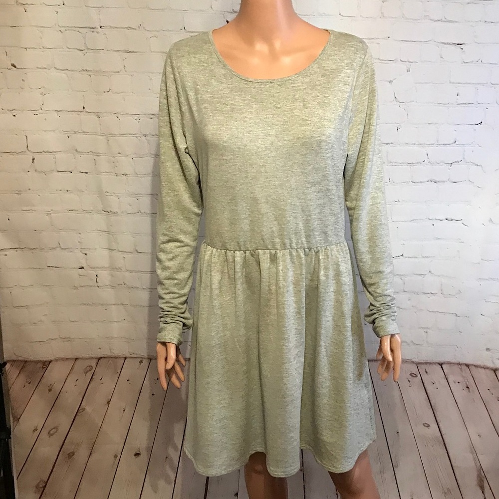 Altar’d State comfy, soft & stretchy gray grey dress size large boho